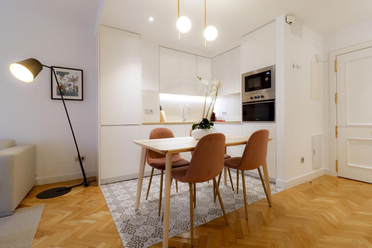 Ferienwohnung Royal Madrid Exterior foto